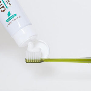 エミーブルーム オーガニックトゥースペースト<歯磨き粉>