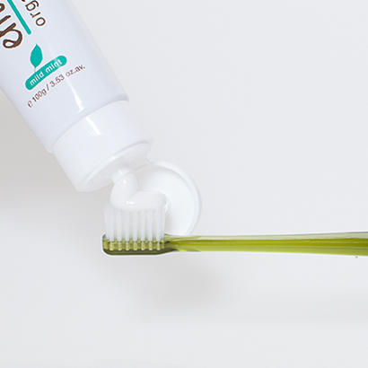 エミーブルーム オーガニックトゥースペースト<歯磨き粉>