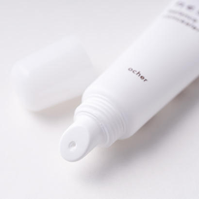 ネスノバランスコンシーラーO1（オークル）